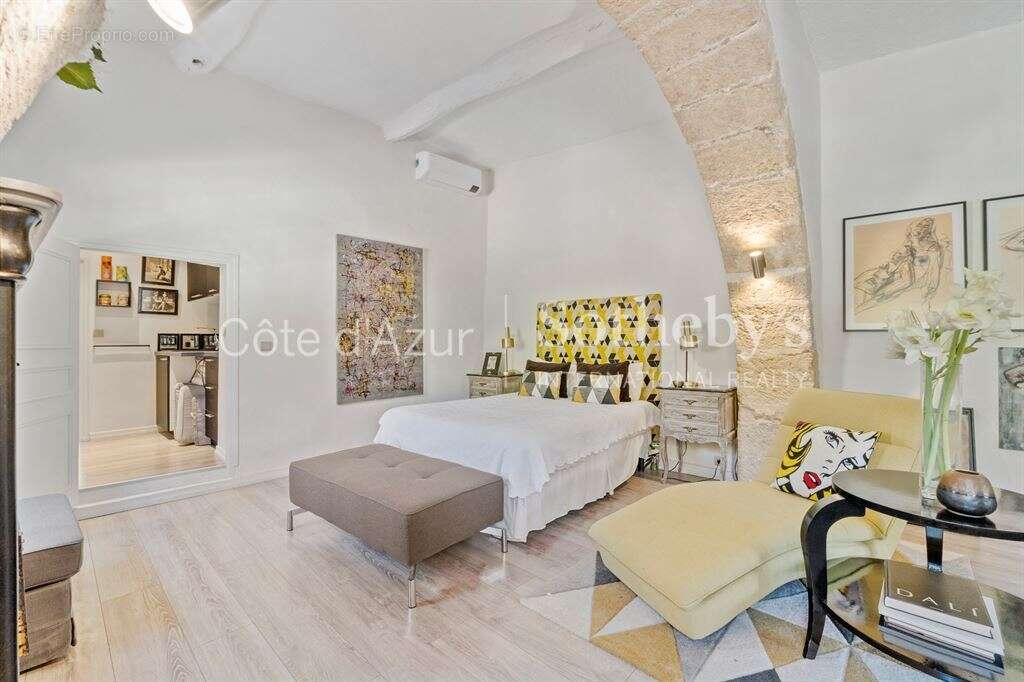 Maison à BIOT