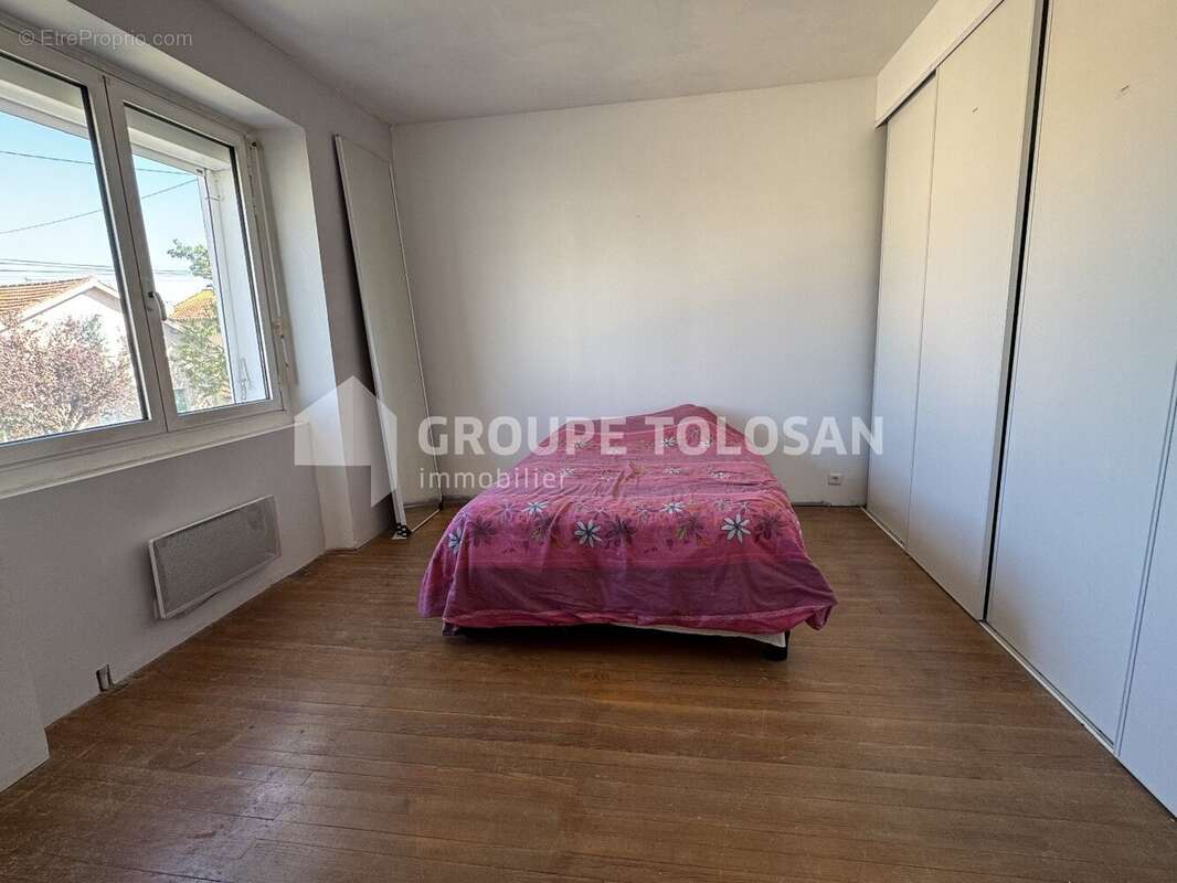 Appartement 75 m² à Castres  - photo 4