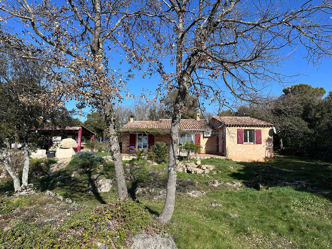 Maison à REGUSSE
