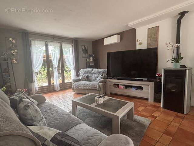 Maison 92 m² à Ozoir-La-Ferriere  - photo 4