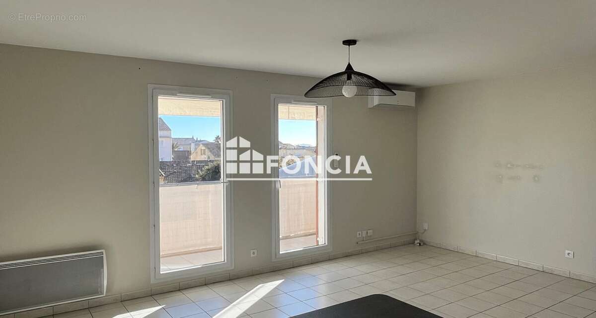 Appartement à LA LONDE-LES-MAURES