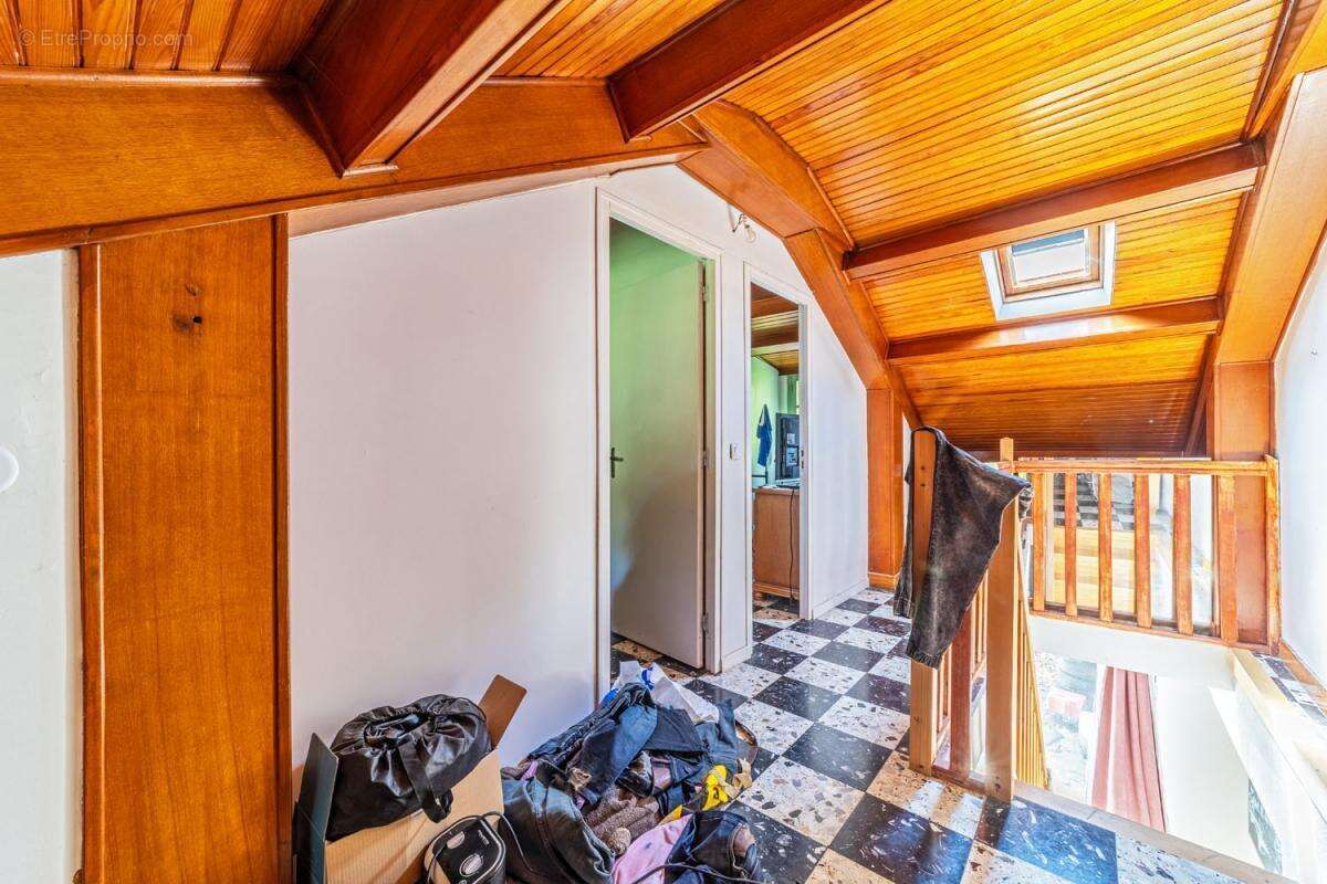 Maison à CHOISY-LE-ROI