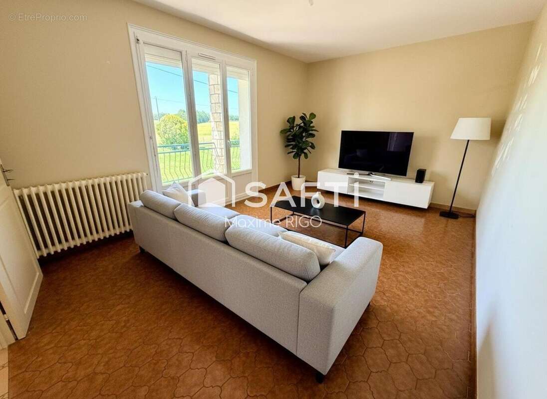 Photo 4 - Maison à GUERIN