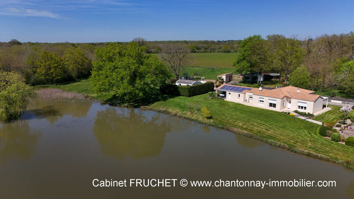 Maison à CHANTONNAY