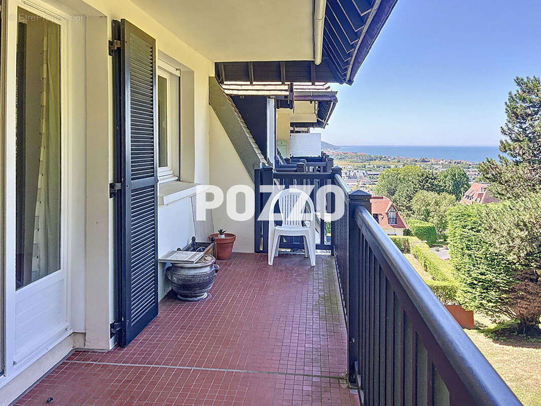 Appartement à BLONVILLE-SUR-MER