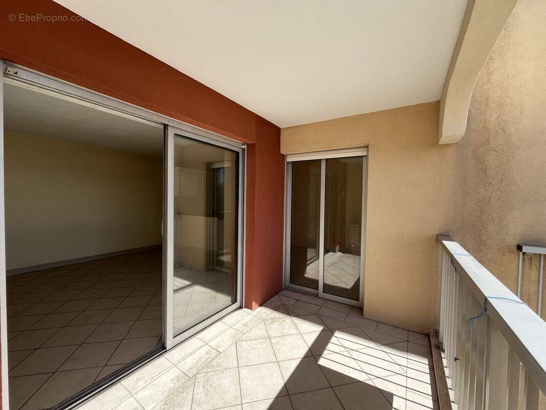 Appartement à FREJUS