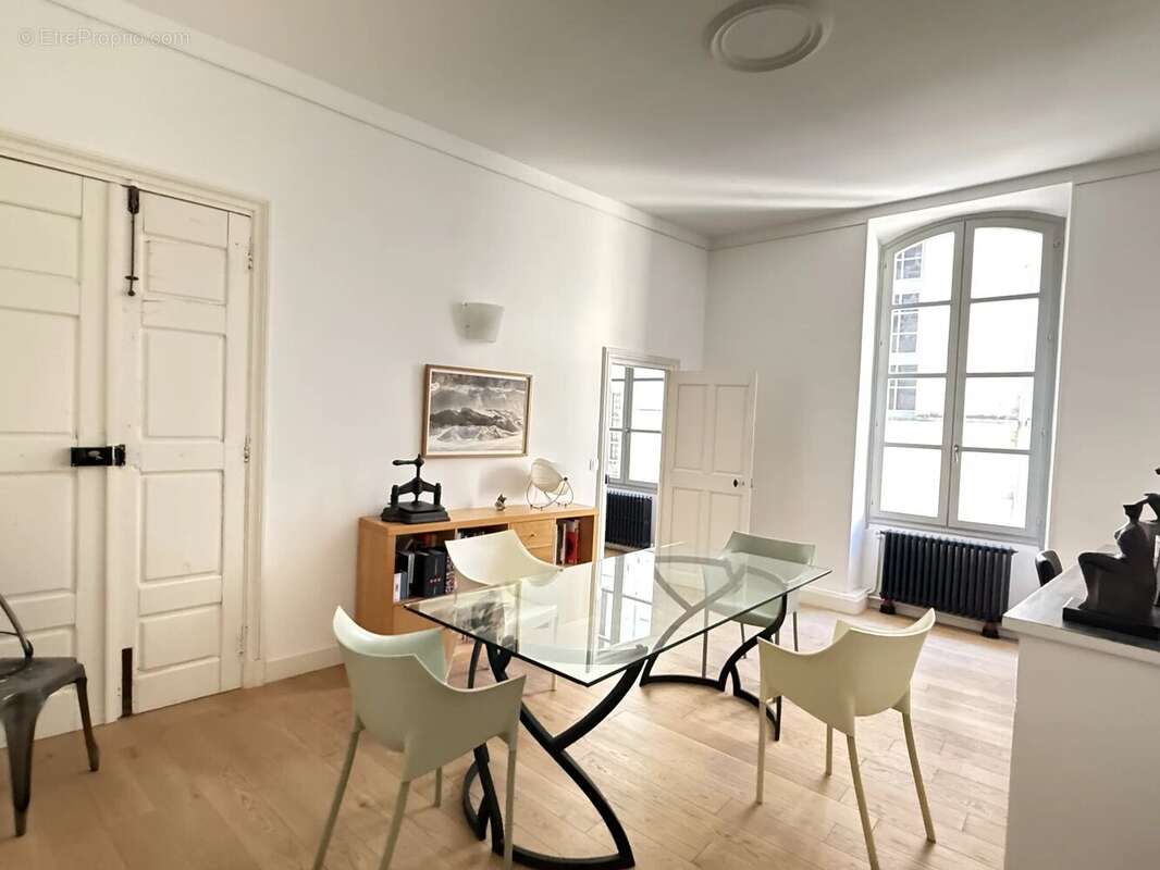 Appartement à ARLES