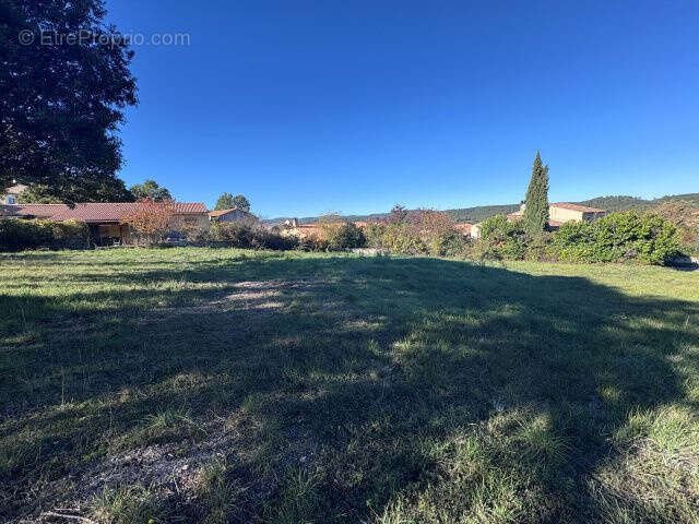 Terrain à SAINT-PAUL-LES-DURANCE