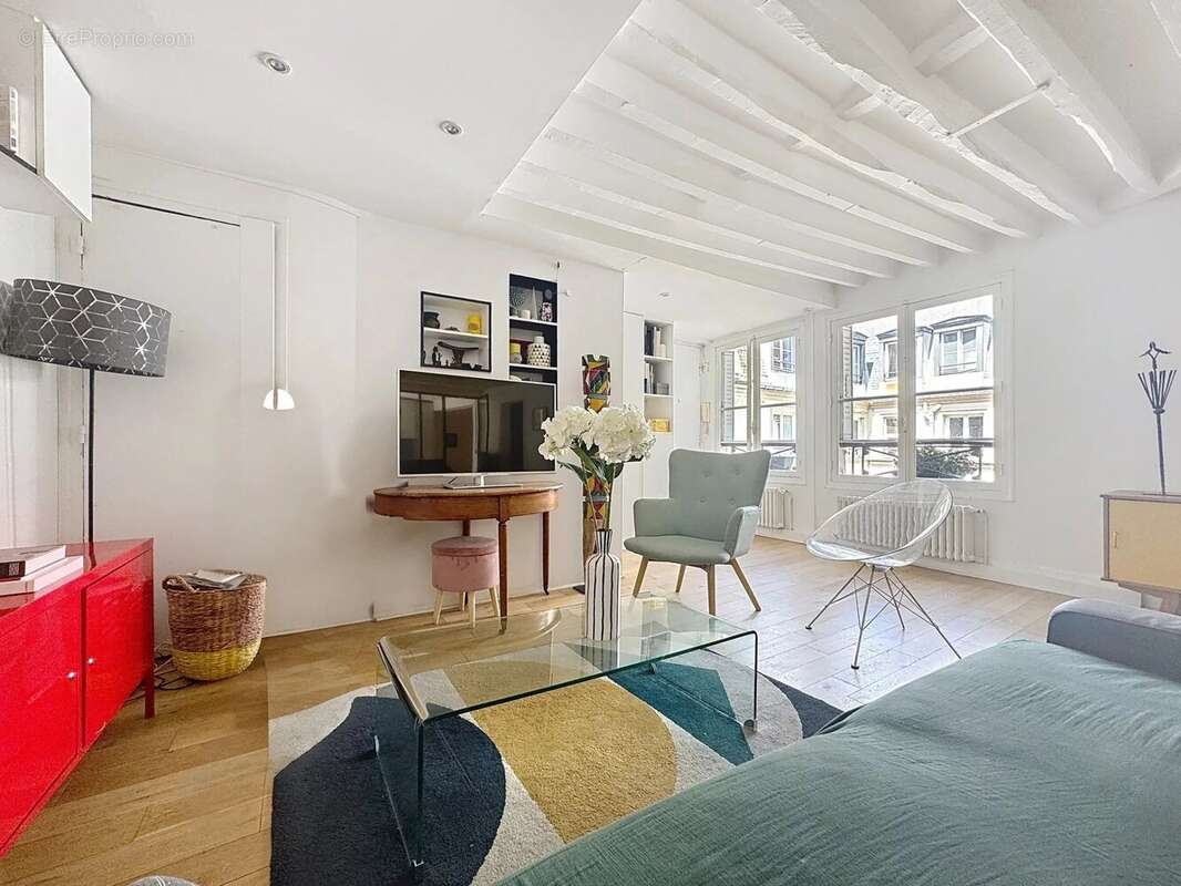 Appartement à PARIS-9E