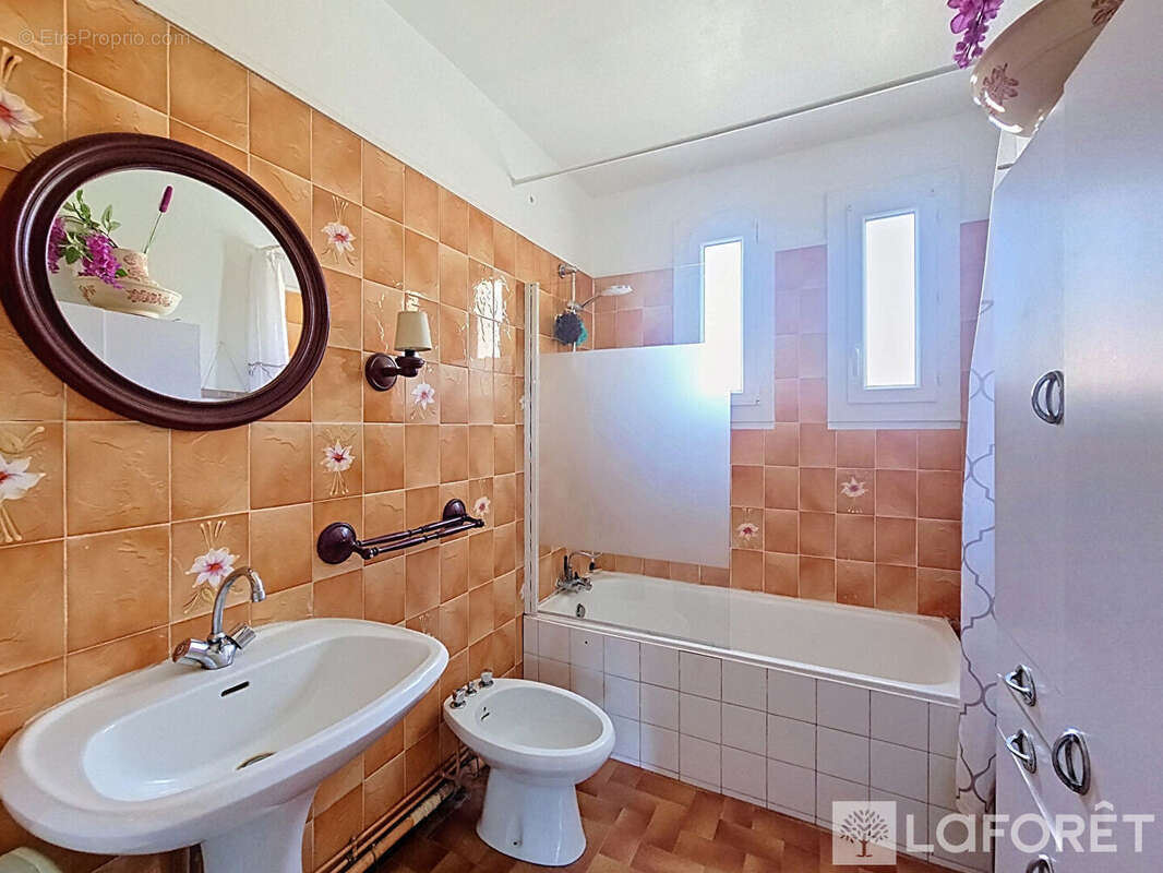 Maison Beziers 6 pièce(s) 115 m2 - photo 10
