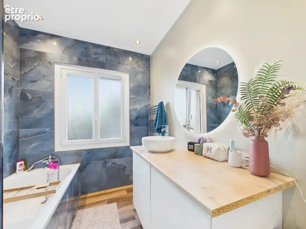 Mandelieu-la-Napoule – 3 pièces en duplex, vue mer, jardin de 180 m² - photo 5