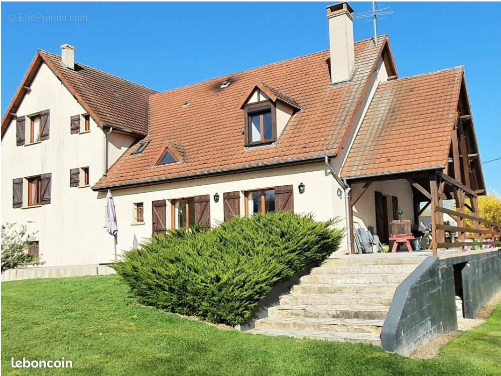 Maison à PACY-SUR-EURE