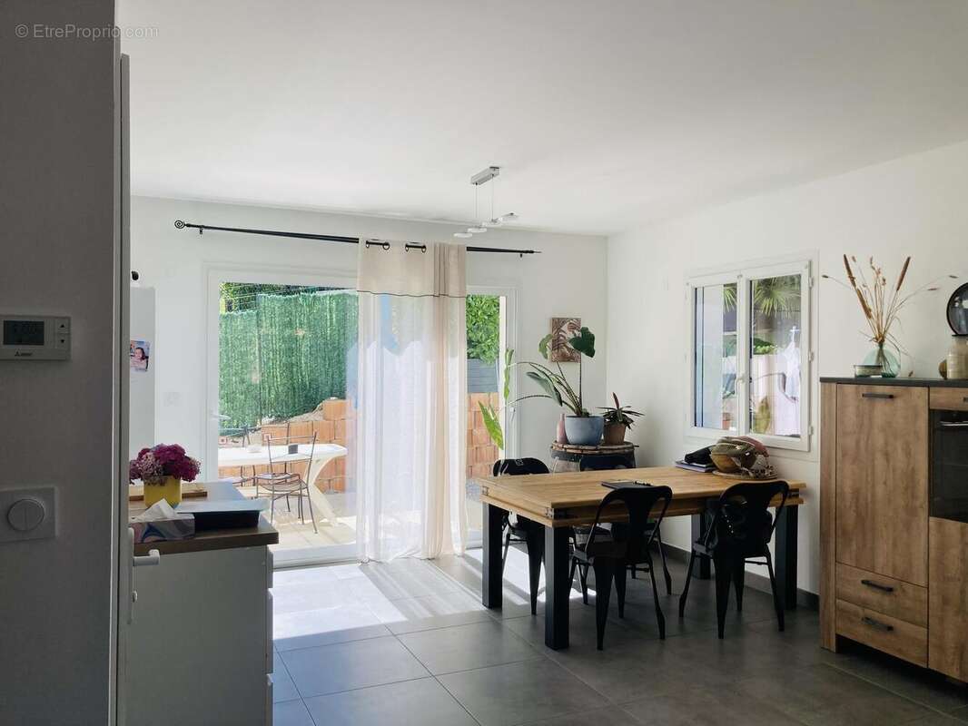 Photo 5 - Maison à MEYRIEU-LES-ETANGS