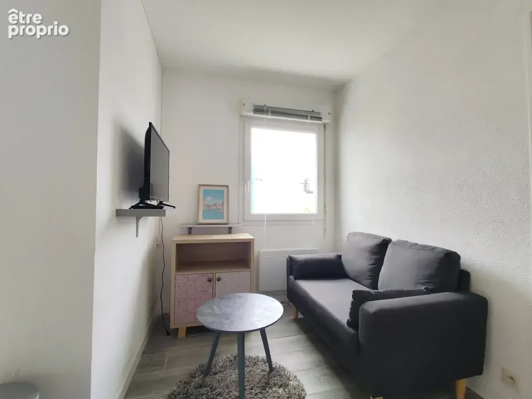 T2 cocon de 31 m2 avec Terrasse et Loggia + Place de parking souterrain sécurisée — À 10 min de la plage - photo 10