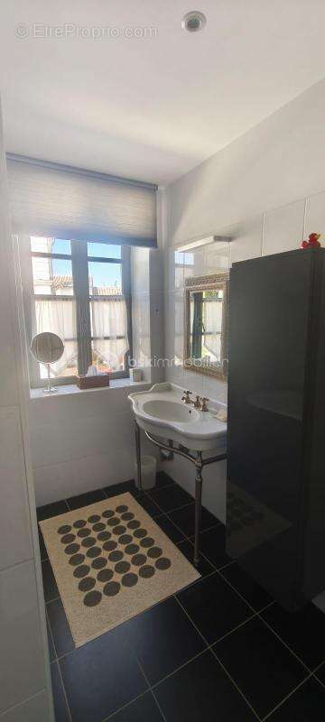 Maison à MONTSEGUR-SUR-LAUZON