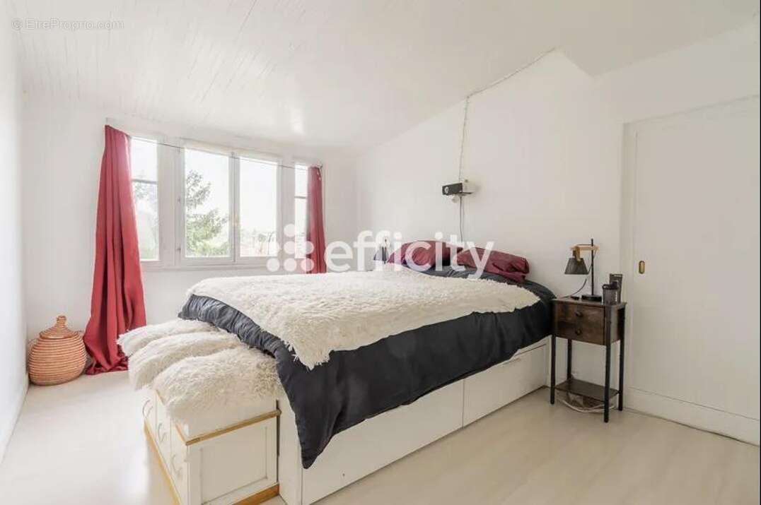 Maison à NEUILLY-PLAISANCE