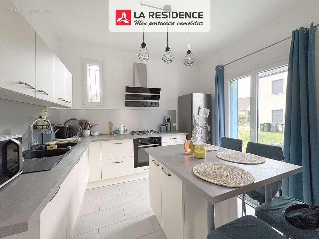 Maison à MONTIGNY-LES-CORMEILLES