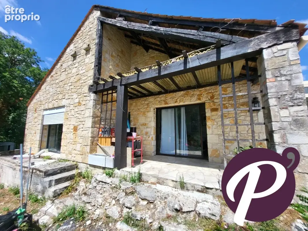 Maison à FLAUGEAC