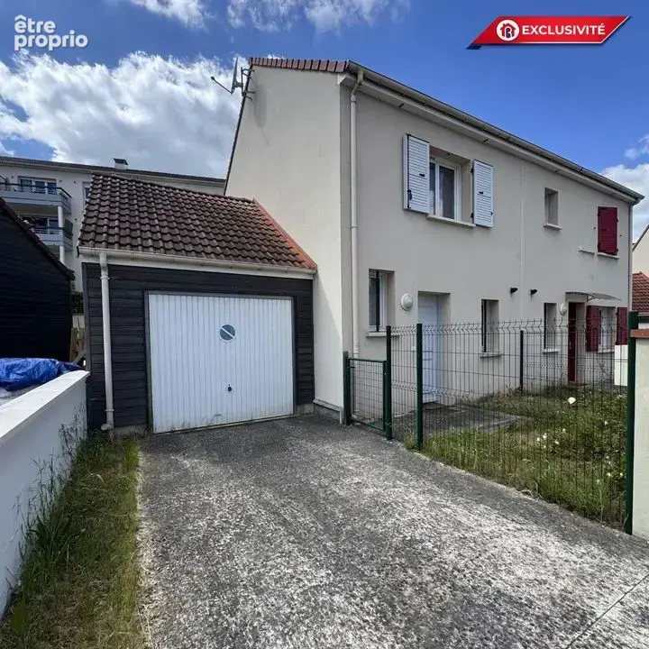 Maison à ETAMPES