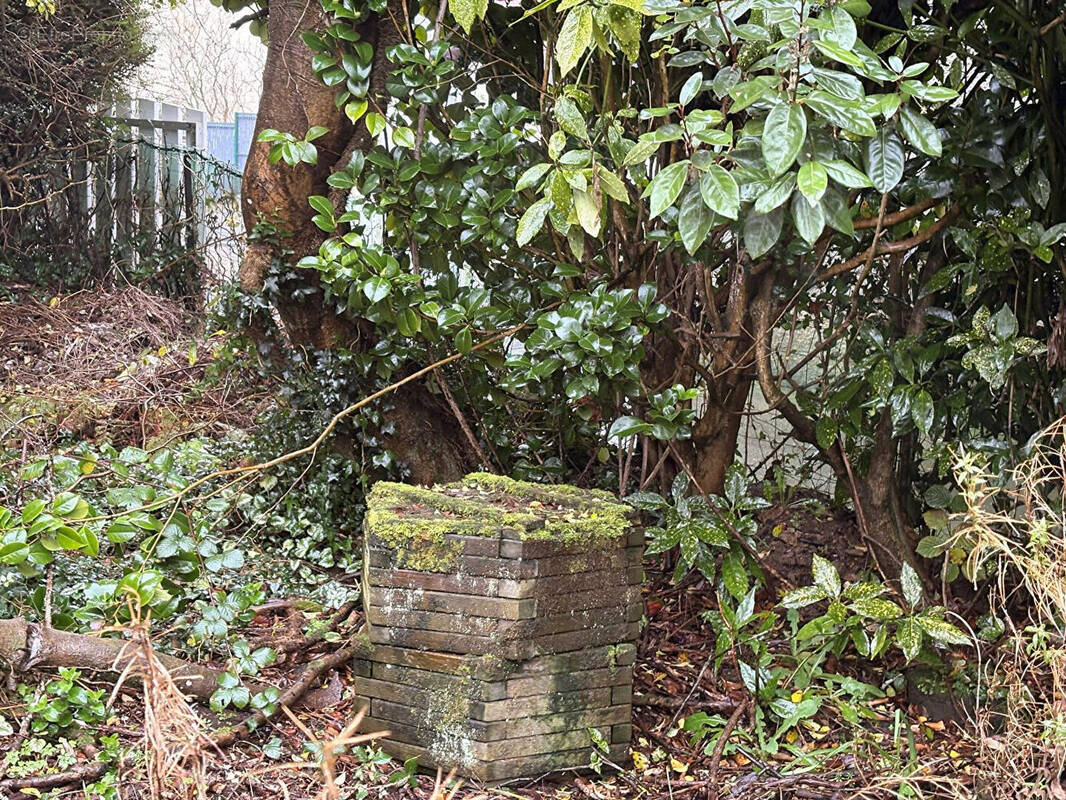 Maison à PLOUNEOUR-MENEZ