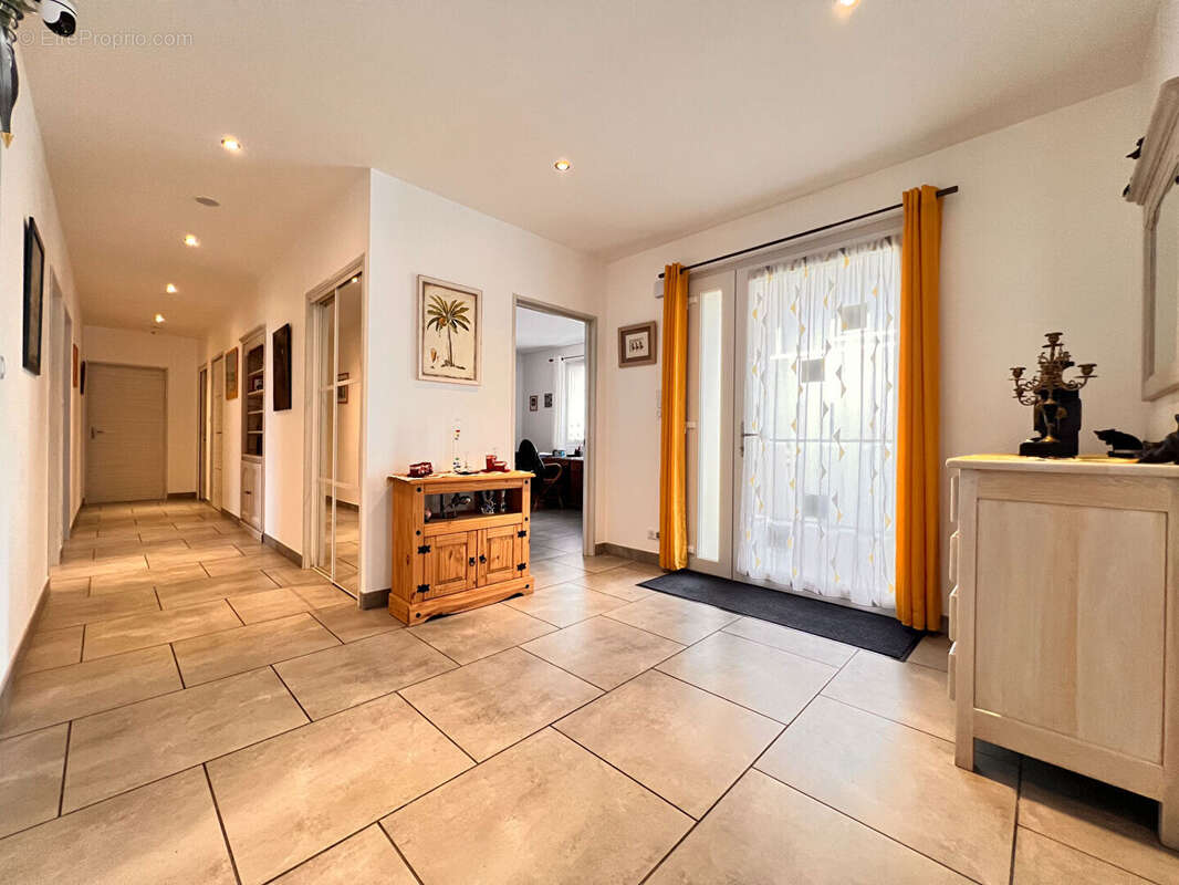 Maison à XERMAMENIL