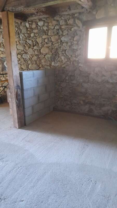 Grange Pyrénéenne de 104 m2 - photo 5