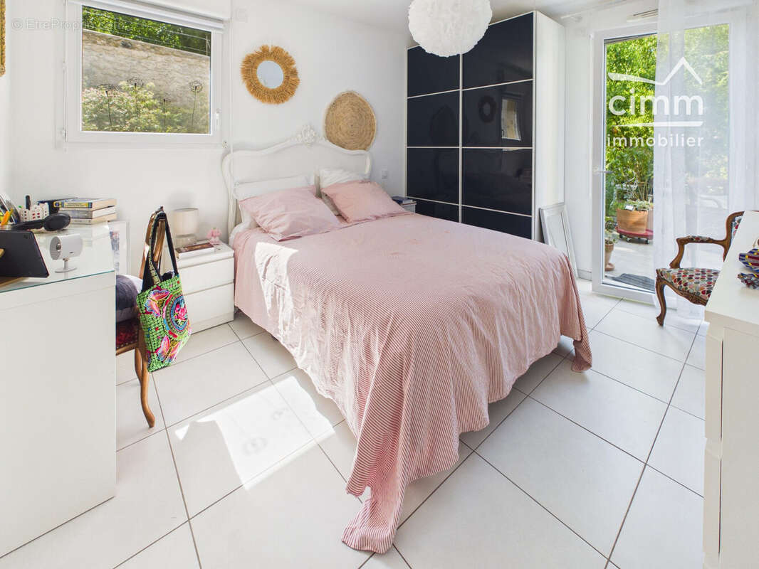 Appartement 65 m² à Vinay  - photo 8