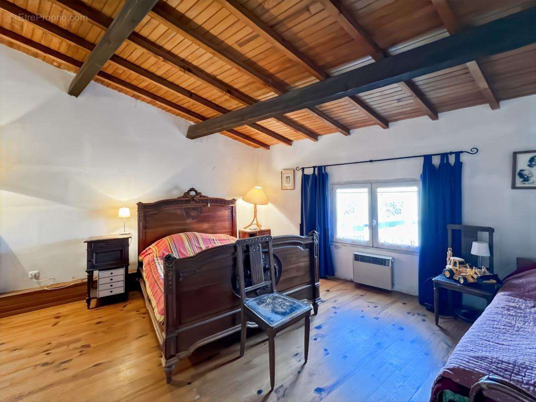 Maison à LIVRON-SUR-DROME