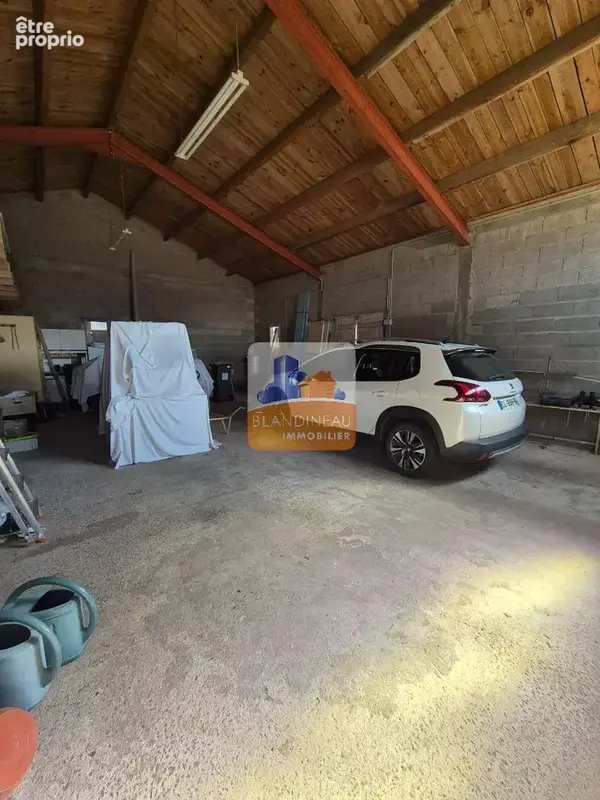 Maison de plain-pied, 160 m², 5 ch + bureau terrain 2038 m²,  hangar 100 m² - photo 14