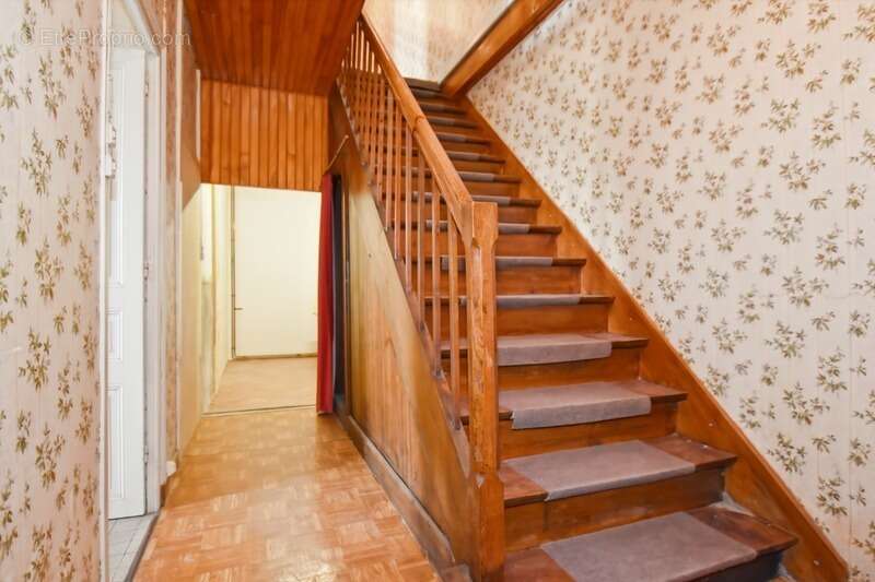 Maison à AIGREFEUILLE-D&#039;AUNIS