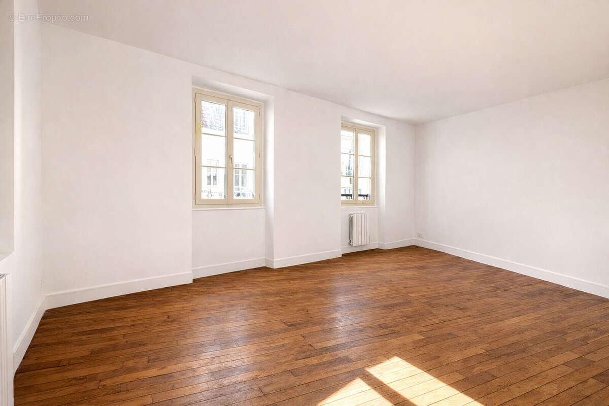 Appartement à SAINT-GERMAIN-EN-LAYE