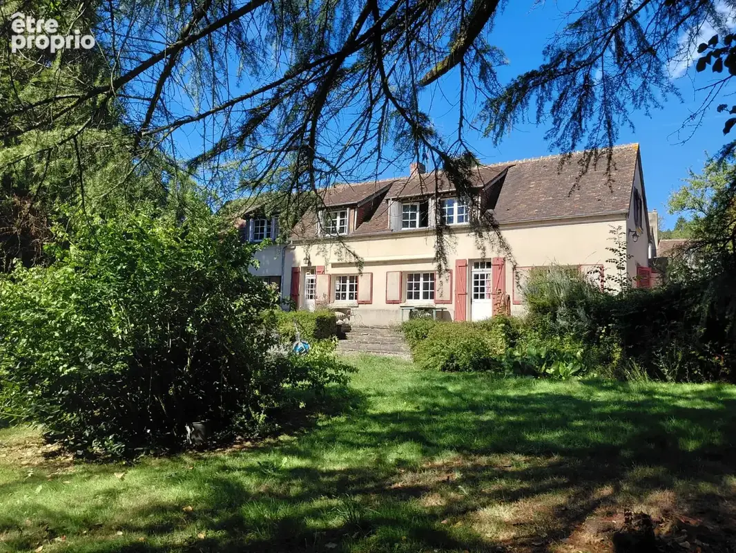 Photo Maison à La Poterie-Au-Perche au prix de 185 500€