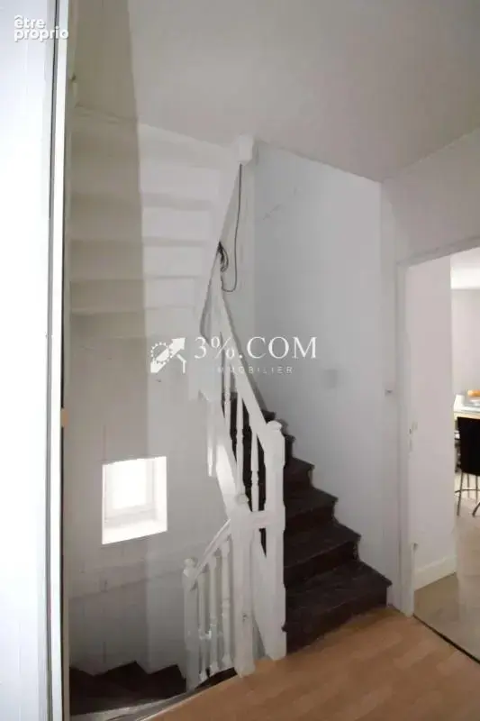 Belz centre local commercial avec logement - photo 7