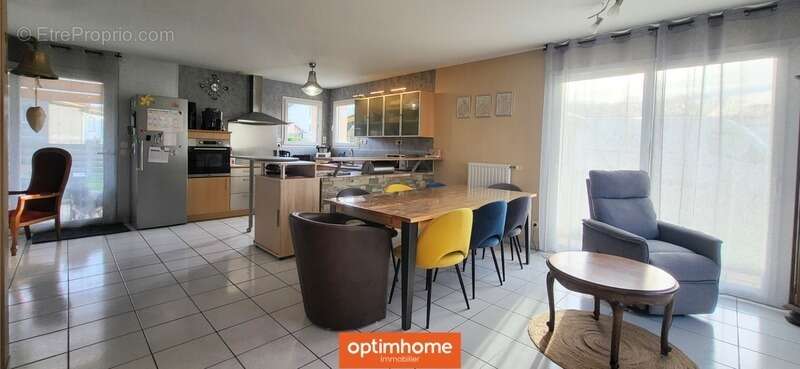 Thaon les Vosges maison familiale 5 chambres  Terrain de 700m² - photo 6