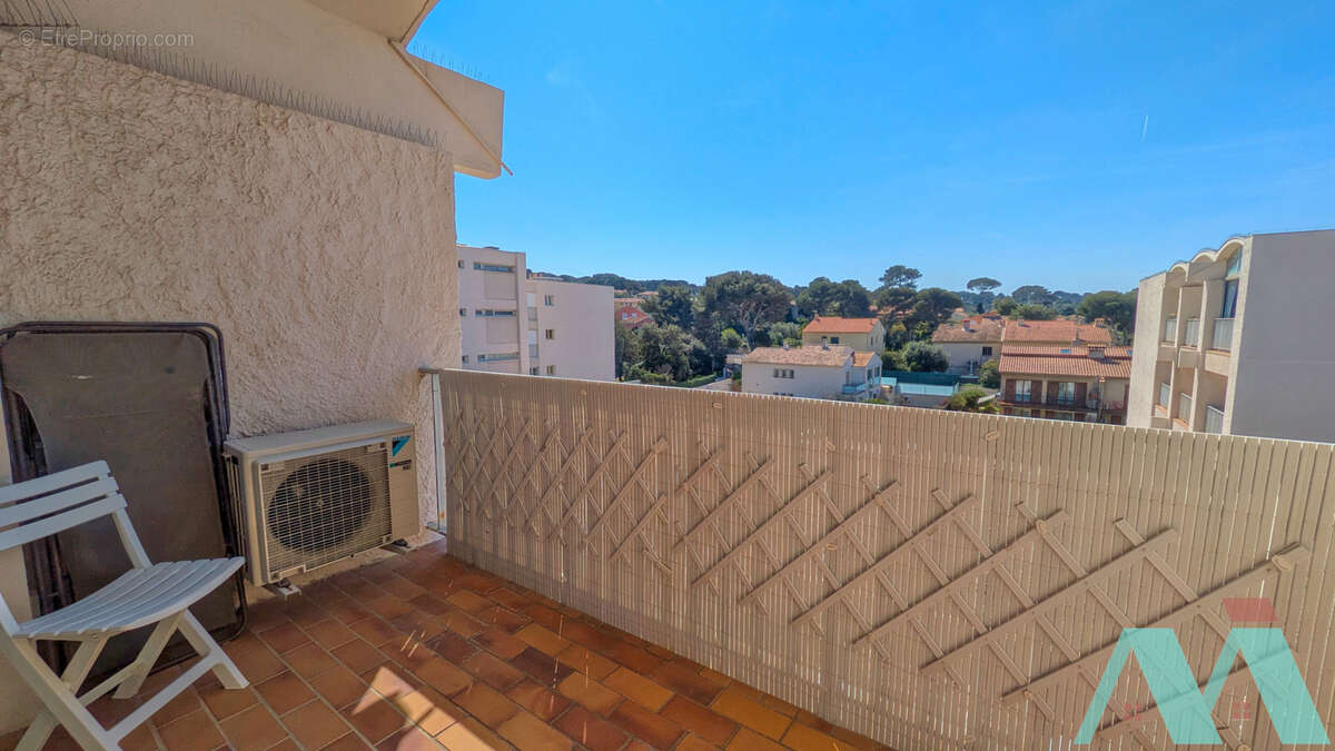Appartement à SIX-FOURS-LES-PLAGES
