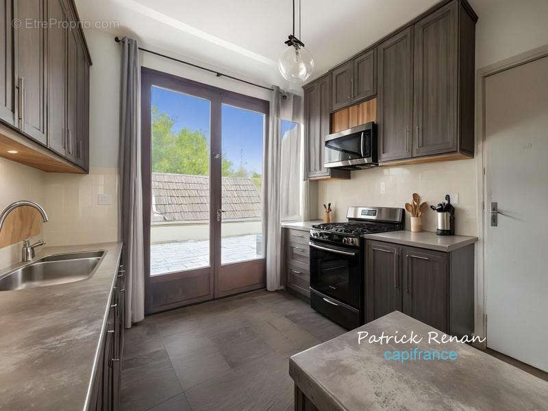 Maison à FONTENAY-LE-FLEURY