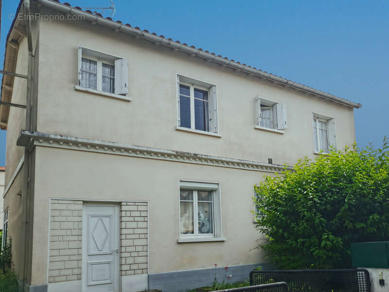 Maison à vendre 5 pièces NIORT (79) - photo 14