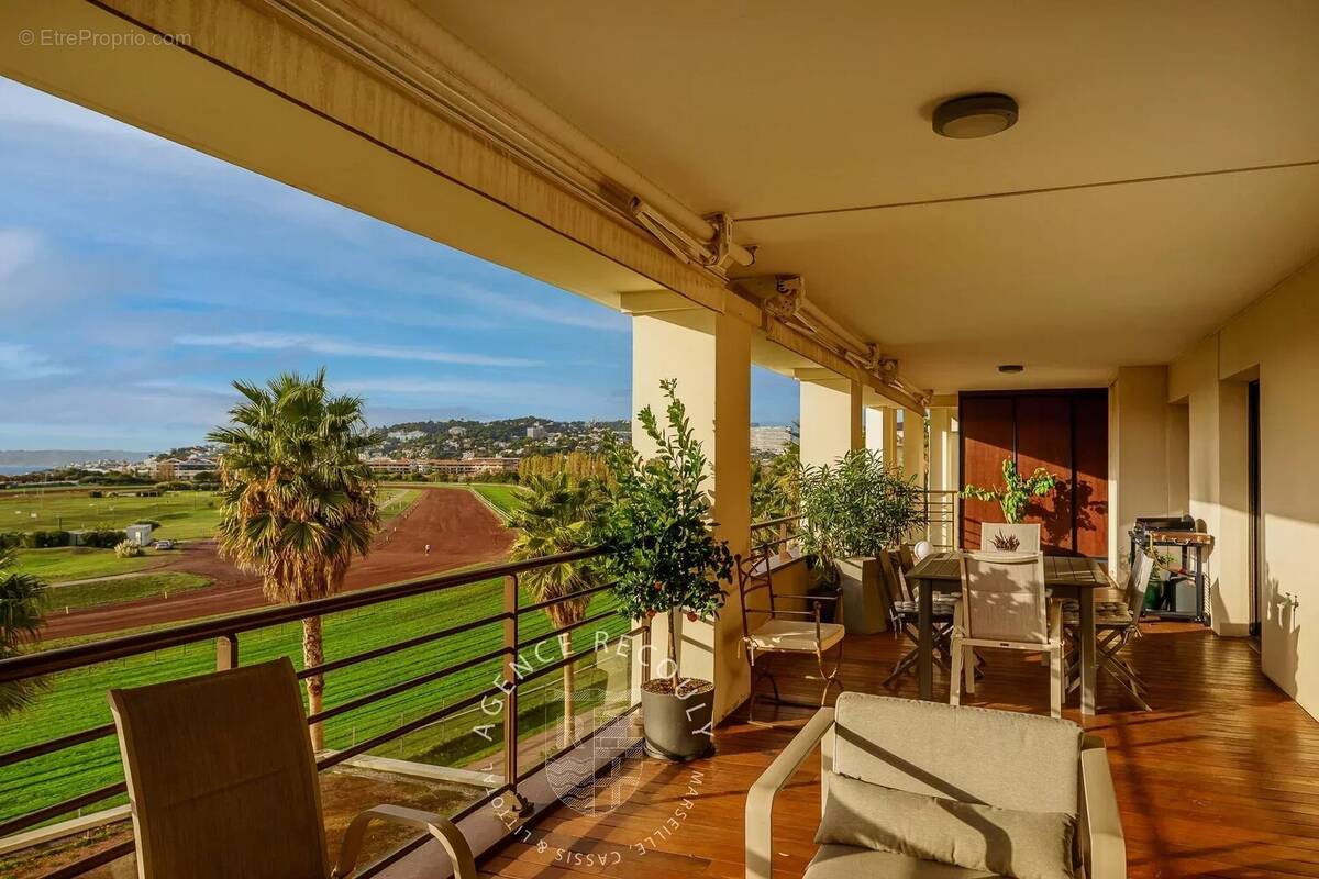 Appartement à MARSEILLE-8E