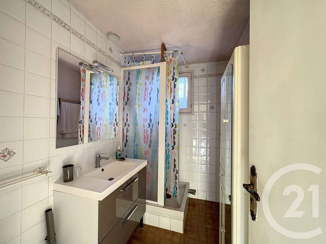 Maison 75 m² à Trets  - photo 8