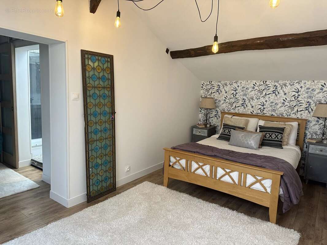 Maison de 4 chambres et piscine sans voisin proche - photo 11