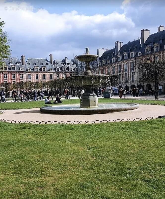 Commerce à PARIS-4E