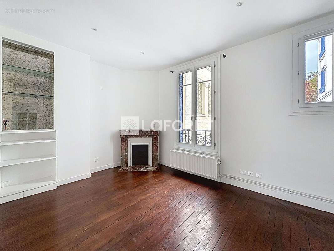 Appartement à SURESNES