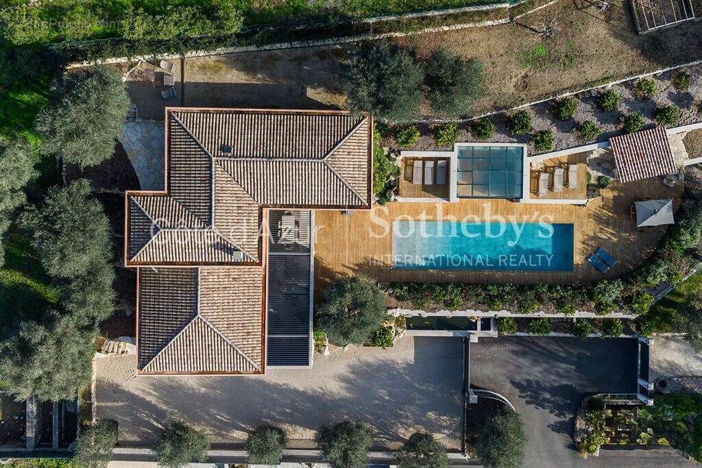 Maison à MOUGINS