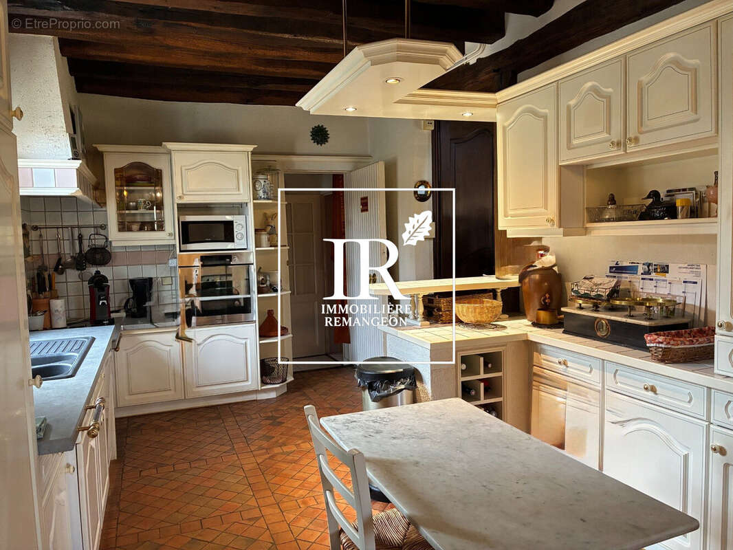 Maison 163 m² à Millancay  - photo 4