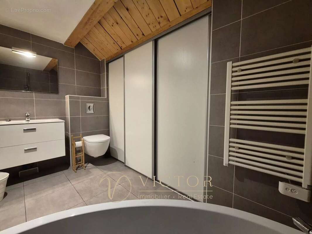 Appartement à SAINT-ETIENNE-DE-TINEE