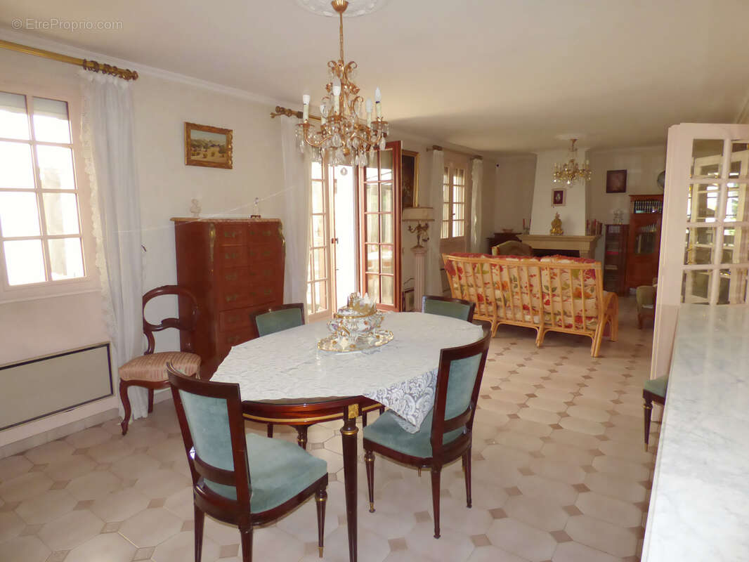 Maison à CARRIERES-SUR-SEINE