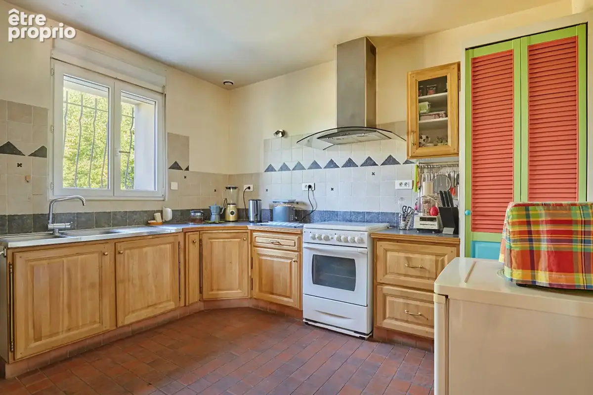 Exclusivité - Maison de de plain-pied- au calme. Bel espace extérieur - photo 8