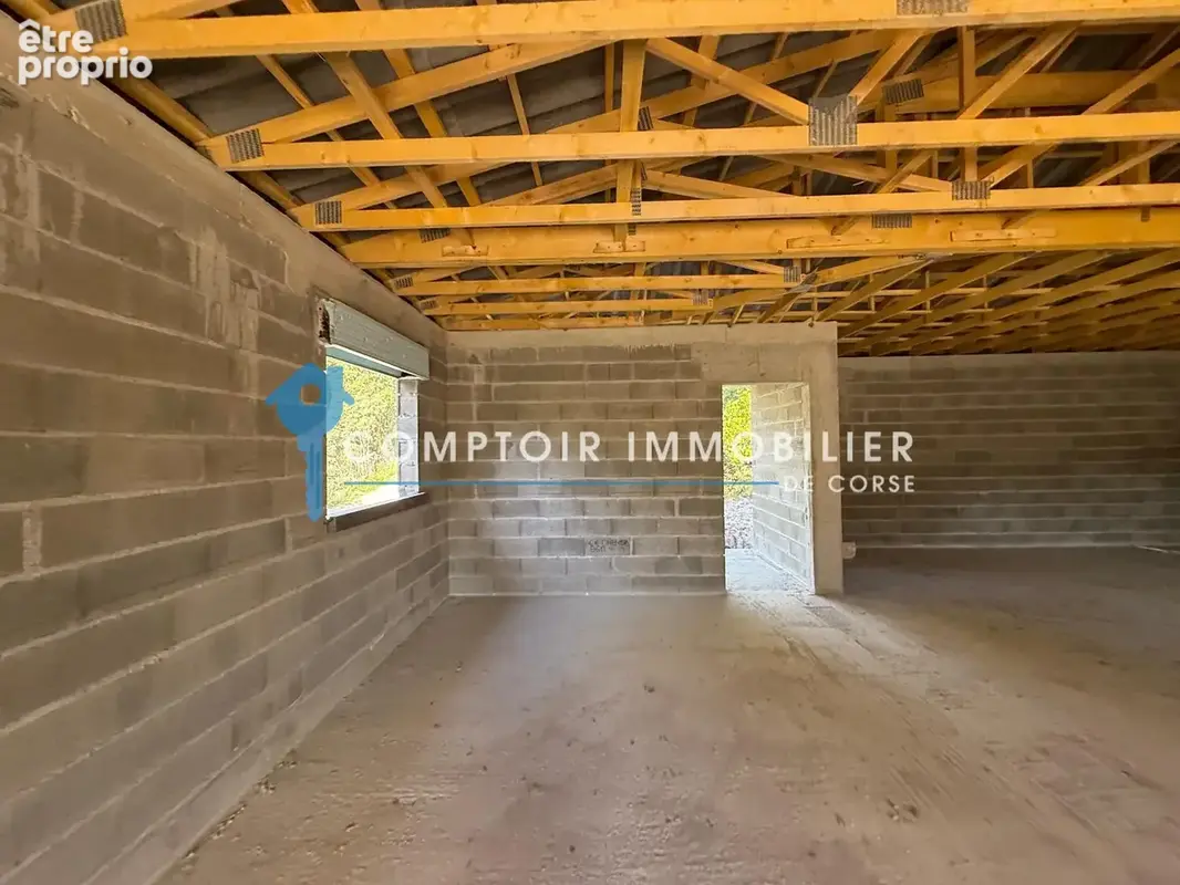 Exceptionnel à Porto Vecchiaccio, Terrain 3488 m2 avec permis accordés et purgés de tout recours - photo 30
