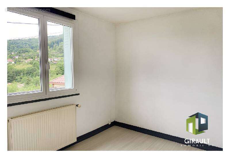 Maison à AUXELLES-HAUT