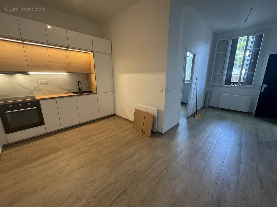 Appartement à PARIS-19E